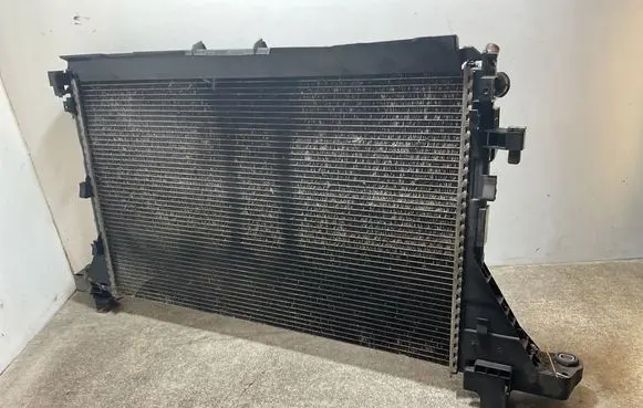 Opel Movano B Coolant radiator 214107695R GR832001 0089320