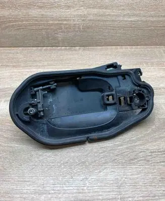 BMW 3 E90 E91 Rear door exterior handle/bracket 3330983