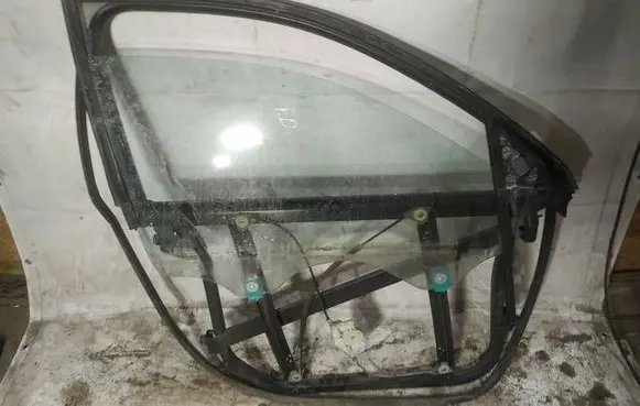 Volkswagen Touareg I Sliding door window regulator with motor 