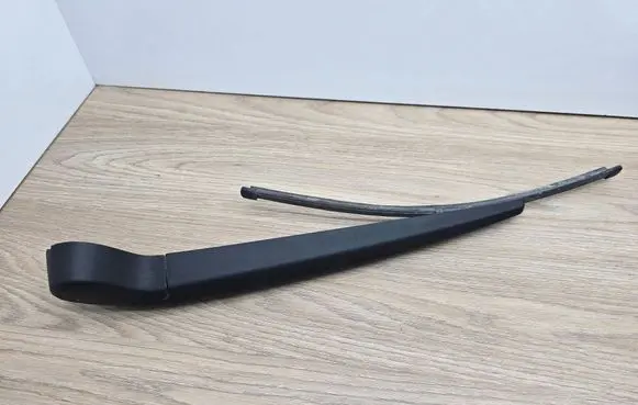 Volvo V70 Rear wiper blade 