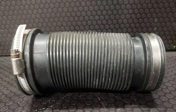 Audi A6 S6 C5 4B Air intake hose/pipe 8D0129627