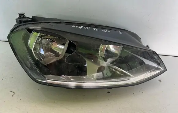 Volkswagen Golf VII Headlight/headlamp