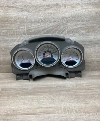 Dodge Caliber Speedometer (instrument cluster) 0YD471K5AB P05107004AH 004AH