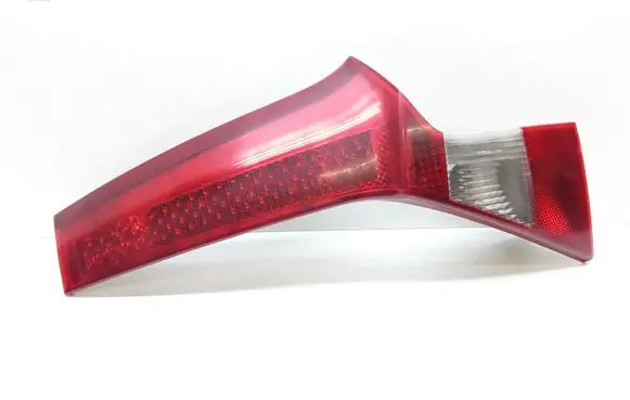 Volvo V70 Tailgate rear/tail lights