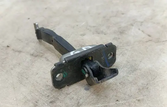 Hyundai Bayon Rear door check strap stopper