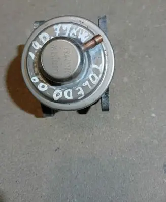 Seat Toledo III (5P) EGR valve 038131501AF