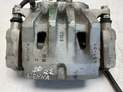 Toyota Sienna XL40 IV Front brake caliper