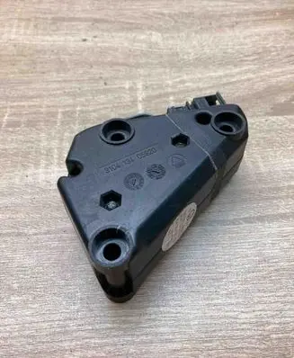 Volkswagen Golf V Sound amplifier 1K0035463D