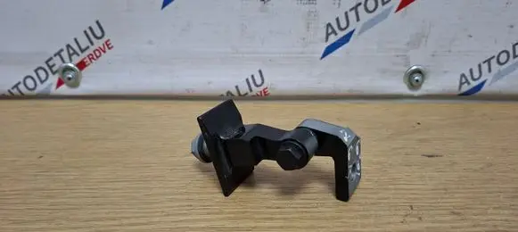 BMW X3 G01 Rear door upper hinge 7397383