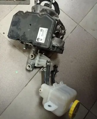 Chrysler Pacifica Brake power pressure regulator P68240033AJ 190118