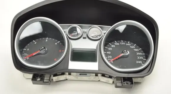 Ford Focus Speedometer (instrument cluster) 8V4T10849GK