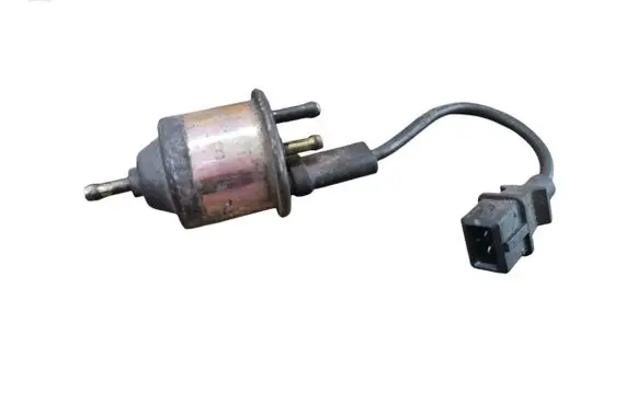 Volvo S70 V70 V70 XC Valve vacuum 9180686
