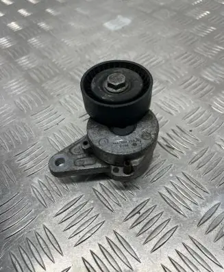 Seat Leon (5F) Generator/alternator belt tensioner 04L903315A V270