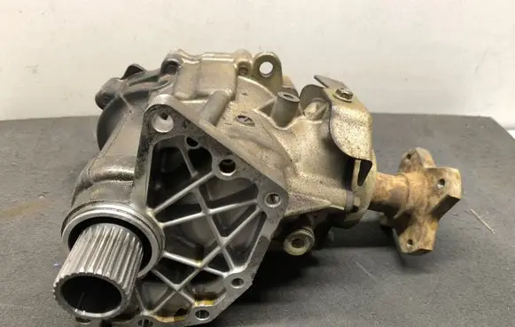 Nissan X-Trail T32 Front differential 331008H51C