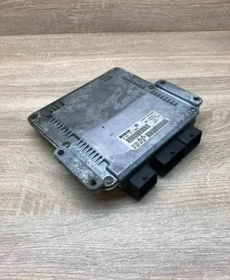 Peugeot 206 Engine control unit/module ECU 9648394480 0281011083