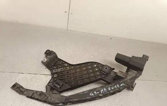 Audi Q3 8U Headlight/headlamp mounting bracket 8U0805608A