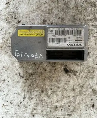 Volvo V70 Airbag control unit/module 8645271