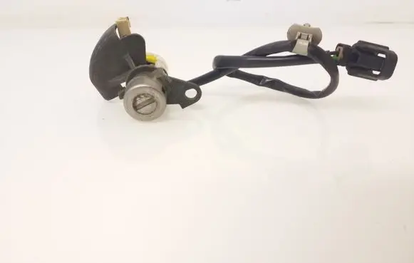 Hyundai Sonata Front door lock (next to the handle) 