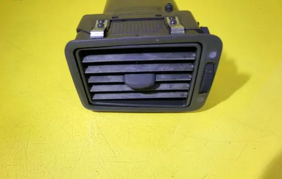 Fiat Idea Dashboard side air vent grill/cover trim DX-735324198