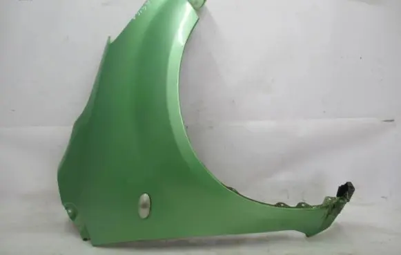 Opel Agila B Fender