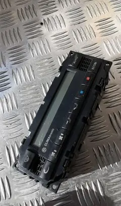 Volkswagen PASSAT B5.5 Climate control unit 3b1907044h