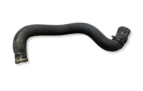 Opel Insignia A Engine coolant pipe/hose 13422457 565453722