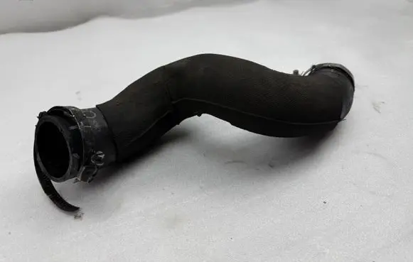 Audi Q5 SQ5 8R Intercooler hose/pipe 8R0145737 8R0145737H