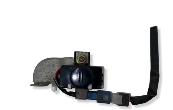 Mitsubishi Pajero Horn buzzer relay MB649187