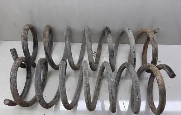 Ford Mondeo Mk III Rear coil spring