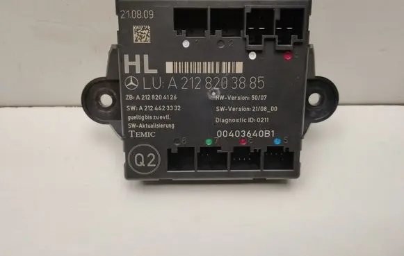 Mercedes-Benz C W204 Door control unit/module A2128203885