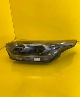 KIA Ceed Headlight/headlamp 92101J7500