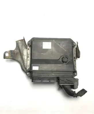 Lexus IS 220D-250-350 Engine control unit/module 8966153702 1758004730