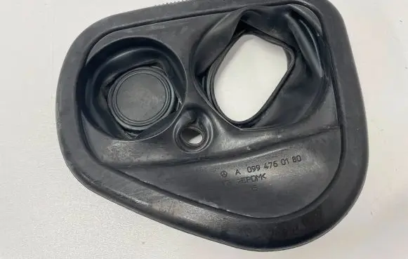 Mercedes-Benz CLS C257 Fuel tank cap trim A0994760180