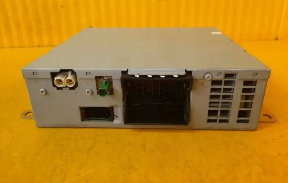 Navigation unit CD/DVD player
