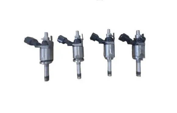 Dacia Duster II Fuel injector ANO170