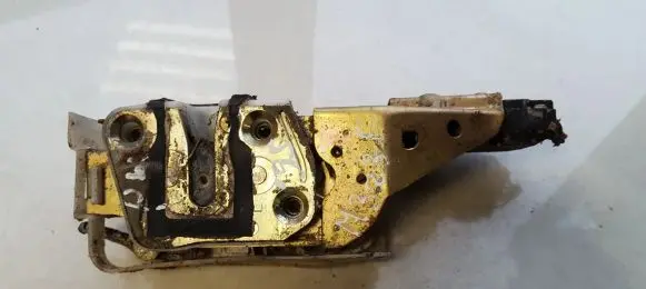 Mazda 323 F Front door lock