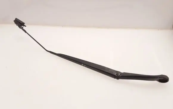 Nissan Qashqai Front wiper blade arm