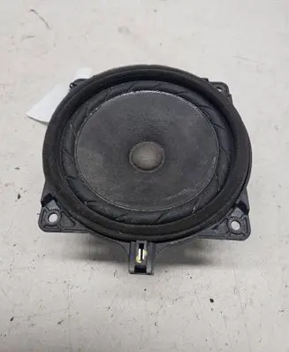 Hyundai Sonata Front door speaker B665139