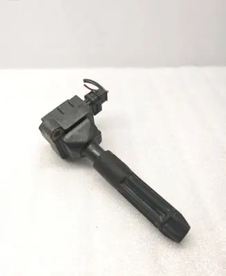 Mercedes-Benz C W203 High voltage ignition coil A0001501780 ZS0009 0040100039