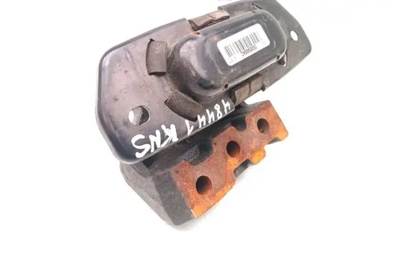 Dodge Journey Engine mount bracket 05085490AC
