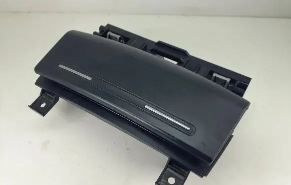 Audi A3 S3 A3 Sportback 8P Car ashtray 8P0857951 81024