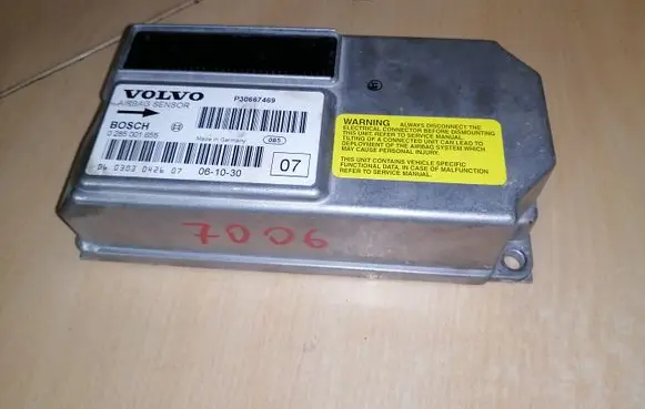 Volvo V70 Airbag control unit/module 30667469