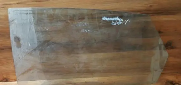Mazda 626 Front door window glass four-door