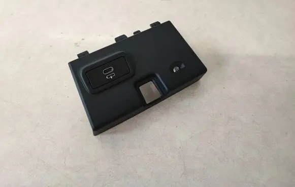 BMW 4 G22 G23 G24 G26 USB socket connector 5a84161 6807232