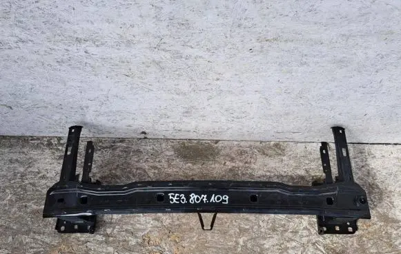 Skoda Octavia Mk4 Front bumper cross member 5E3807109