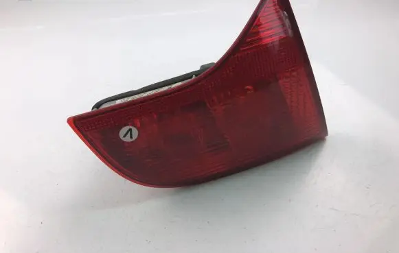 Audi A4 S4 B8 8K Tailgate rear/tail lights 8E9945093