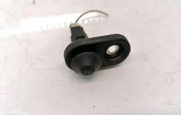 Toyota Avensis T250 Front door sensor 