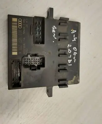 Audi A4 S4 B7 8E 8H Comfort/convenience module 8E0907279K 00002115B0 B6T5E18A4M