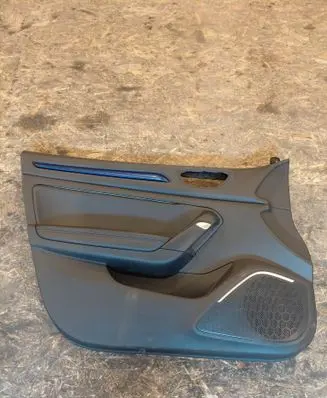 Renault Megane IV Front door card panel trim 809018160R 174815414