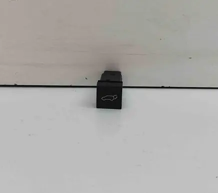 Toyota bZ4X Tailgate/boot open switch button 8496616020